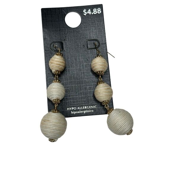 Walmart Tan & White 3 Inch Ball Dangle - Picture 1 of 5